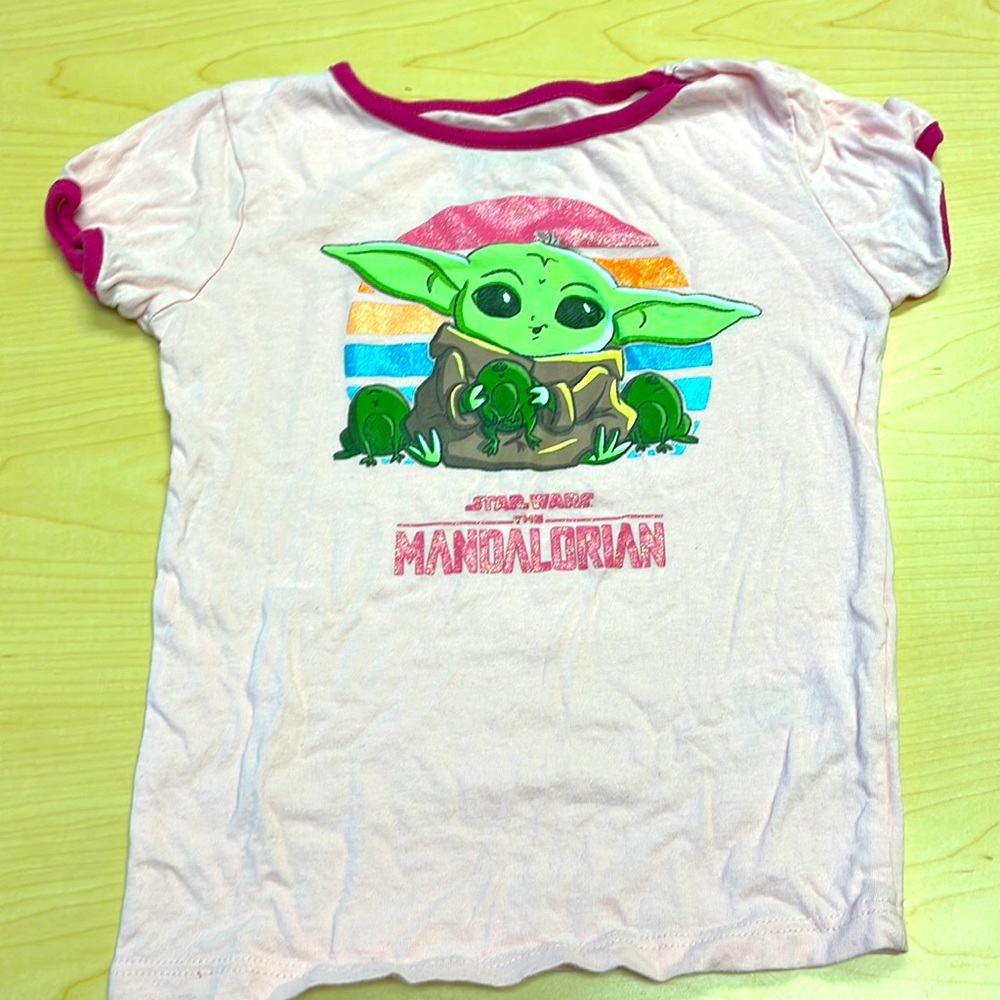 Gently used STAR WARS pink, baby yoda/mandalorian tshirt, 4t, sparkles! - Picture 1 of 3